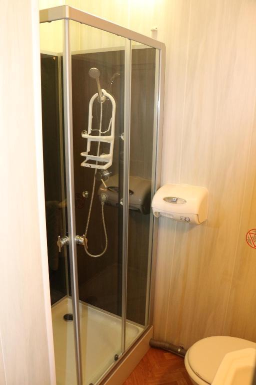 Hotel Restaurant De La Poste A ジェラールメ 部屋 写真