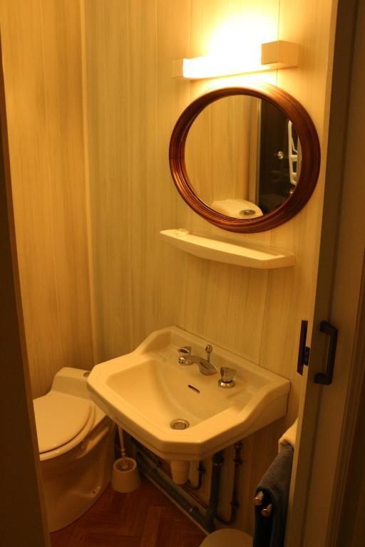 Hotel Restaurant De La Poste A ジェラールメ 部屋 写真